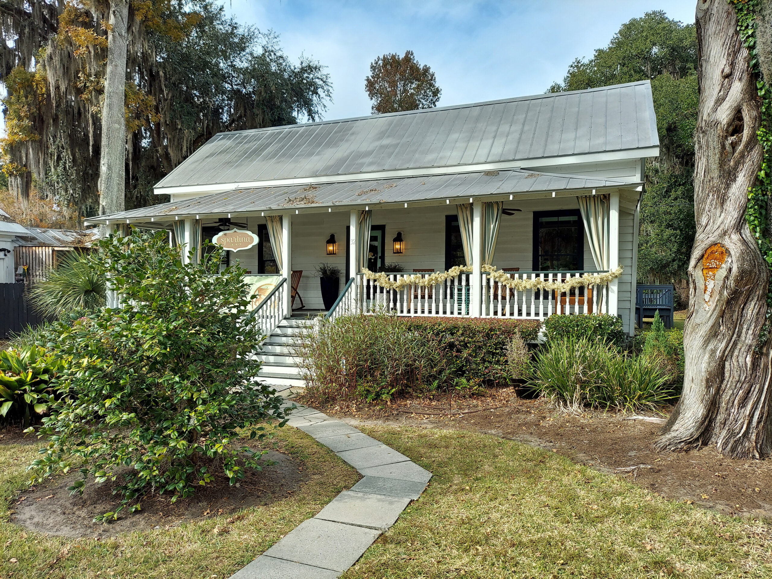 Historic cottage on Calhoun Street in Bluffton, South Carolina